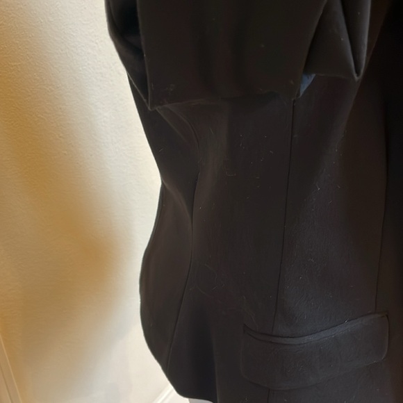 NWOT Elizabeth and James Ostrich feather blazer - Picture 12 of 12